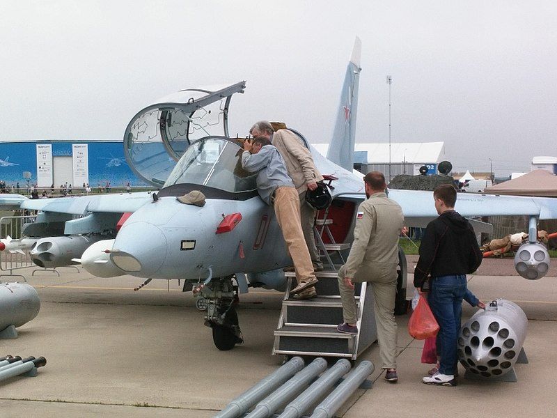 File:Yak130 newnose.jpg