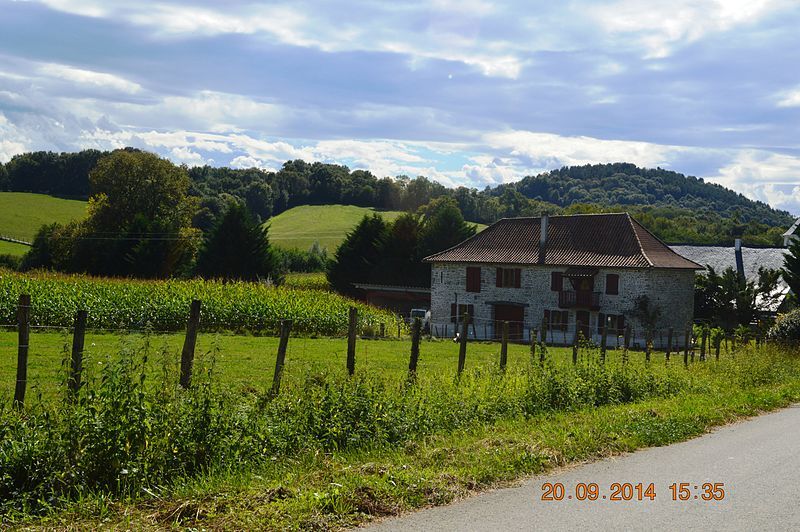 File:Arrast-Larrebieu General View.JPG