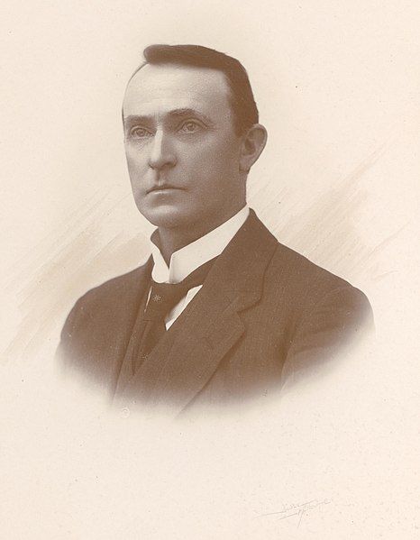 File:David O'Keefe 1915.jpg