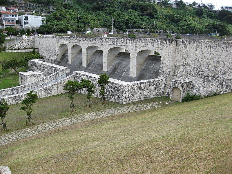 File:KinjouDam Okinawa.jpg