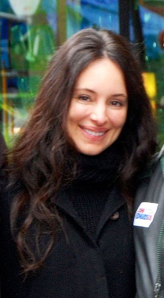 File:Madeleine Stowe 2008.jpg