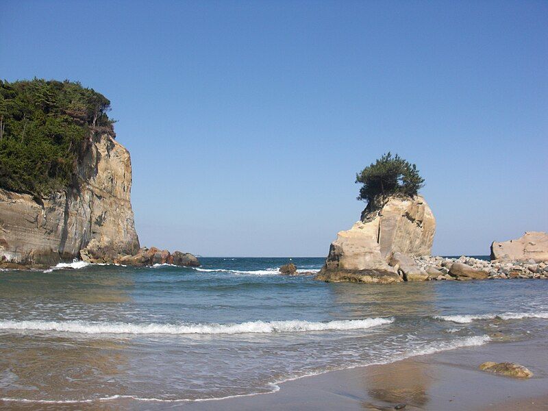 File:Takado Coast 01.jpg