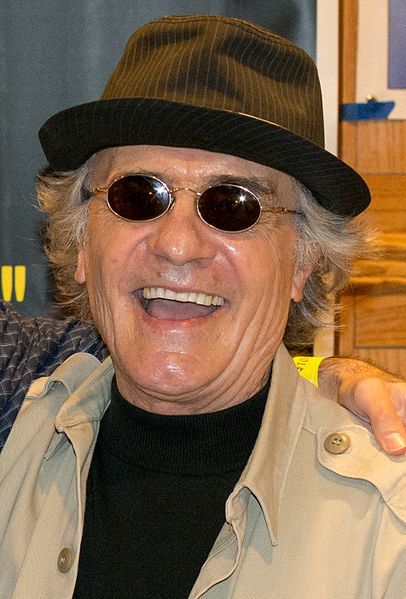 File:Terry Kiser 2015.jpg