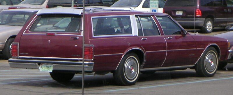 File:1980s Pontiac Safari.jpg