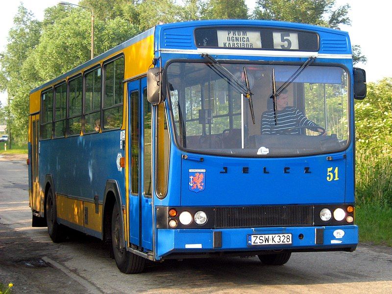 File:Autobus Świnoujście.jpg