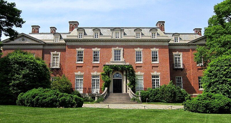 File:Dumbarton Oaks facade.jpg