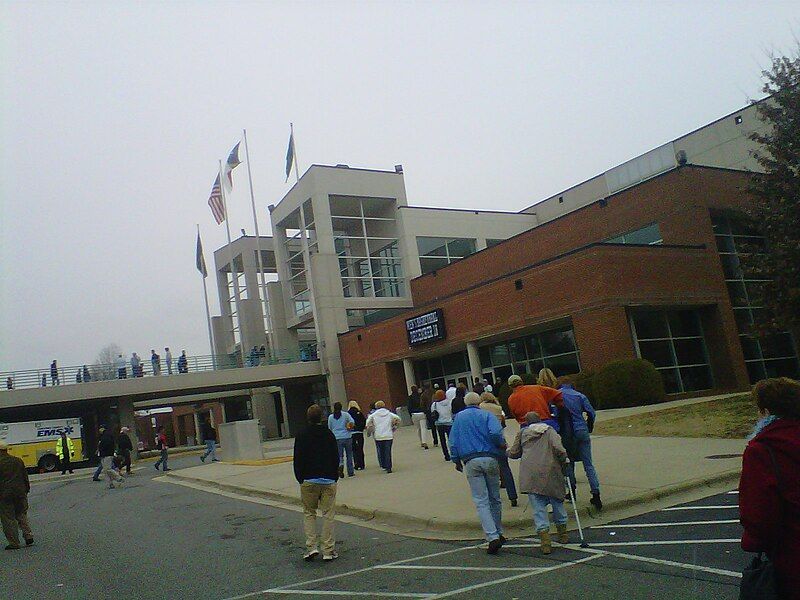 File:Greensboro Coliseum.jpg