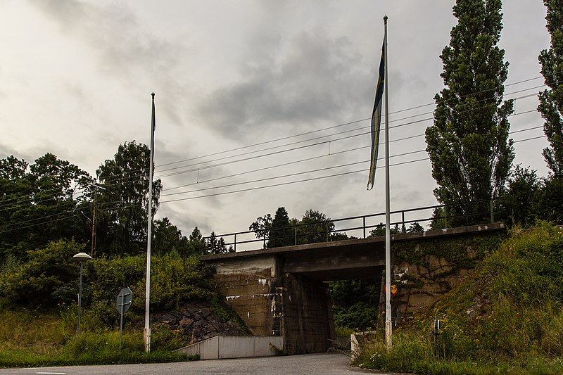 File:Järnvägsviadukten Getå.jpg