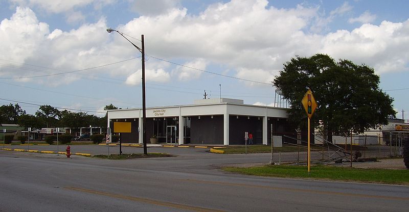 File:JacintoCityCityHallTexas.jpg