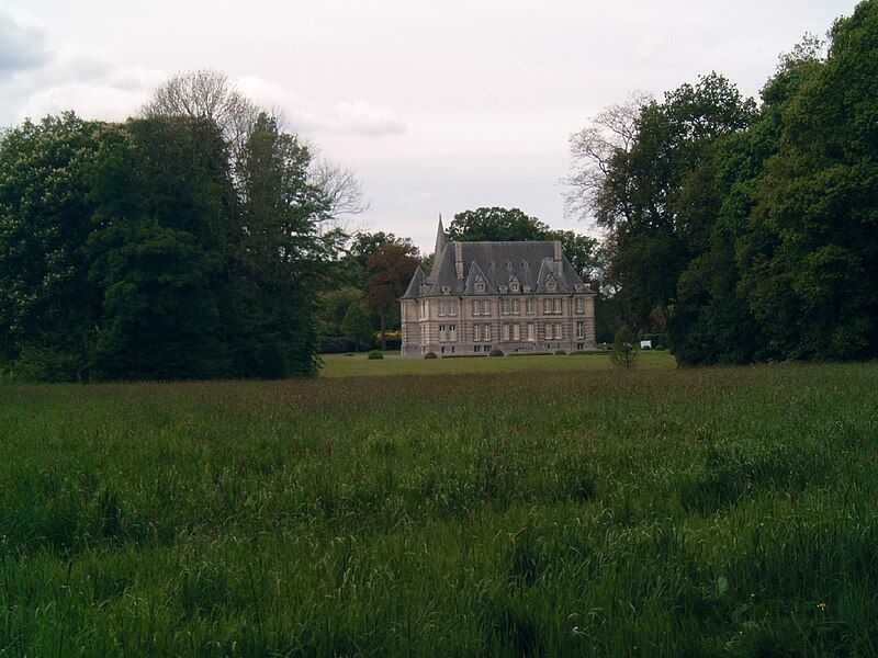 File:Kasteel van Elverdinge.JPG