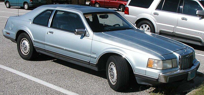 File:Lincoln-Mark-VII.jpg