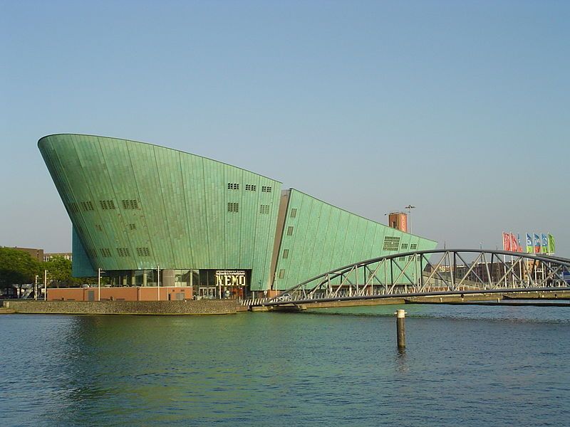 File:NEMO (Amsterdam).jpg