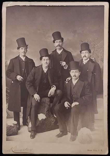 File:Photograph--Cabinet-Card--Men--Beaver--Hats.jpg