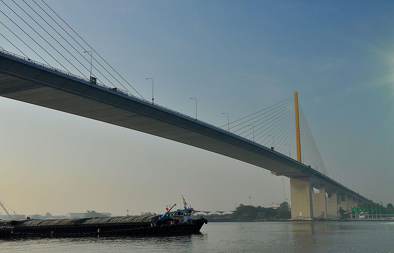 File:Rama IX Bridge-2.jpg