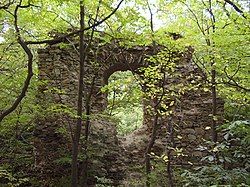 Remains of a Gothic window at Biely Kameň