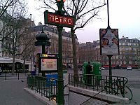 Street-level entrance at Trocadéro