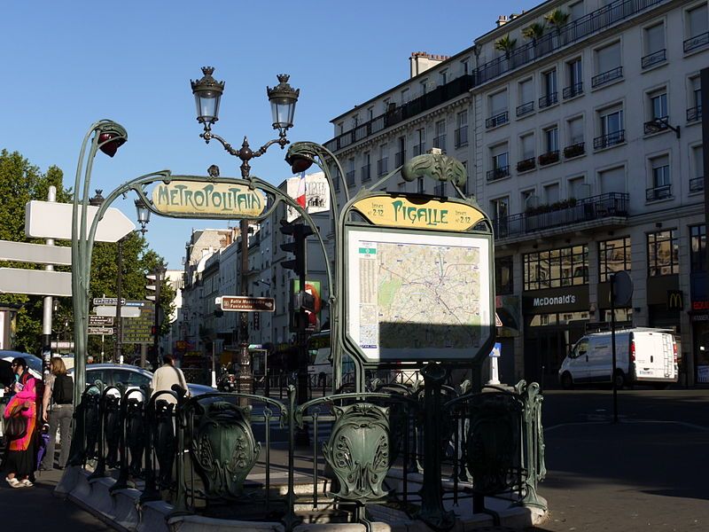 File:Station Pigalle P1050879.JPG