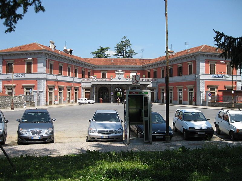 File:Stazione di Mondovì.jpg