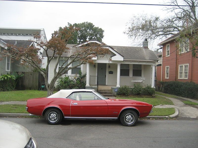 File:CarrolltonHouseMustangNOLA2009.JPG