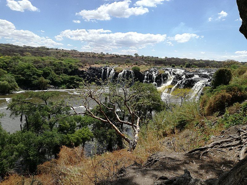 File:Cascada el Salto3.jpg