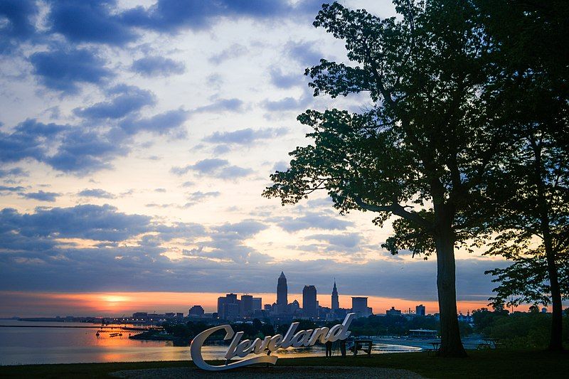 File:Cleveland Skyline (34826840941).jpg