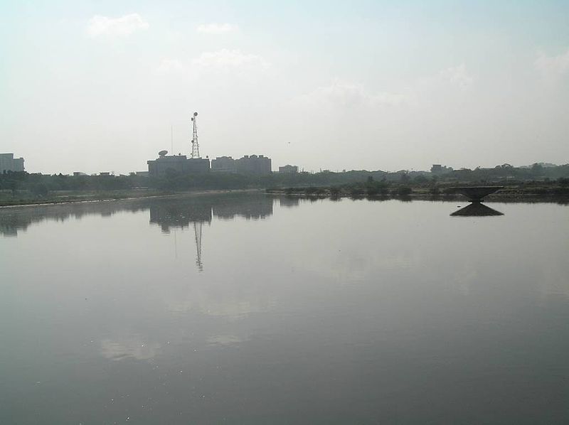 File:Cooum.JPG