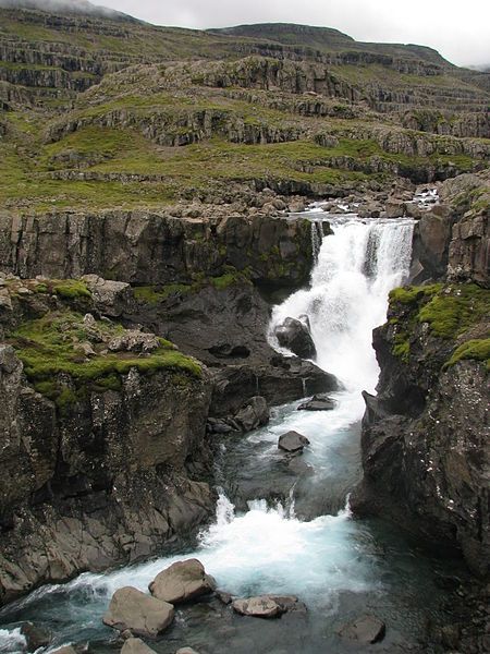 File:Fossárfoss.JPG