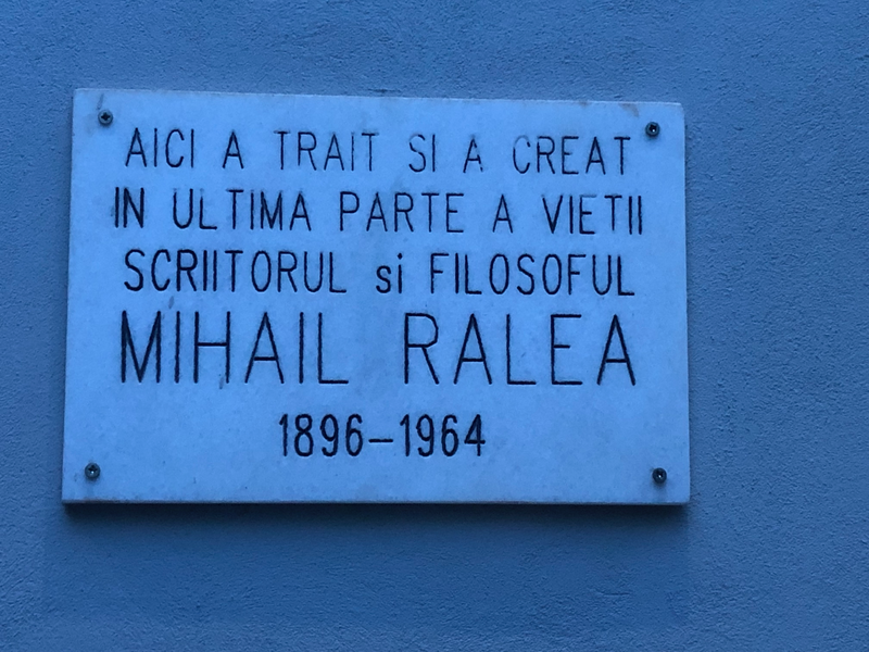 File:Mihail Ralea plaque.png