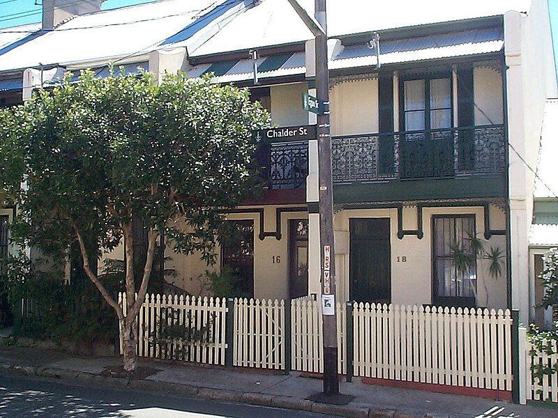 File:Newtown Terrace.jpg