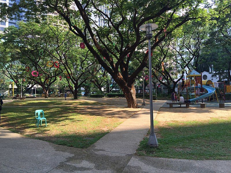 File:Salcedo Park 02.jpg