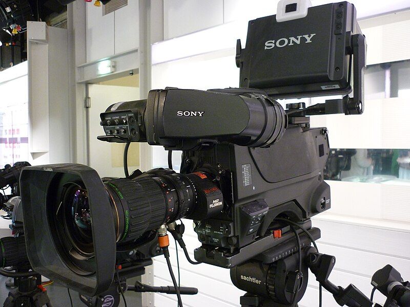 File:Sony HDC-1550 HDVS.JPG