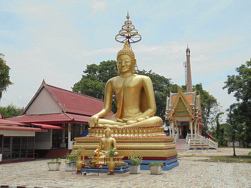 File:Wat Ratchamonthop5.jpg