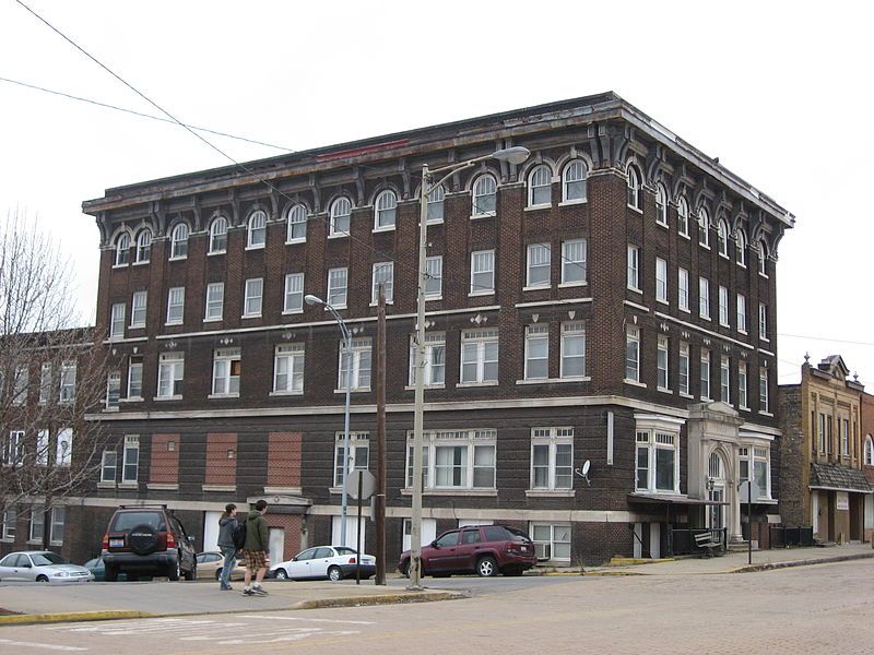 File:YMCA, East Liverpool.jpg