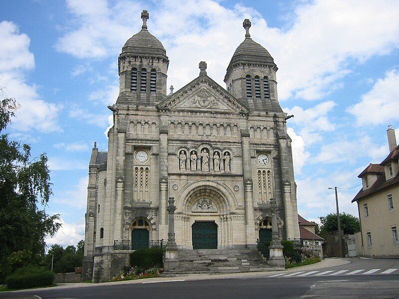 File:Église Saint-Ferjeux.jpg