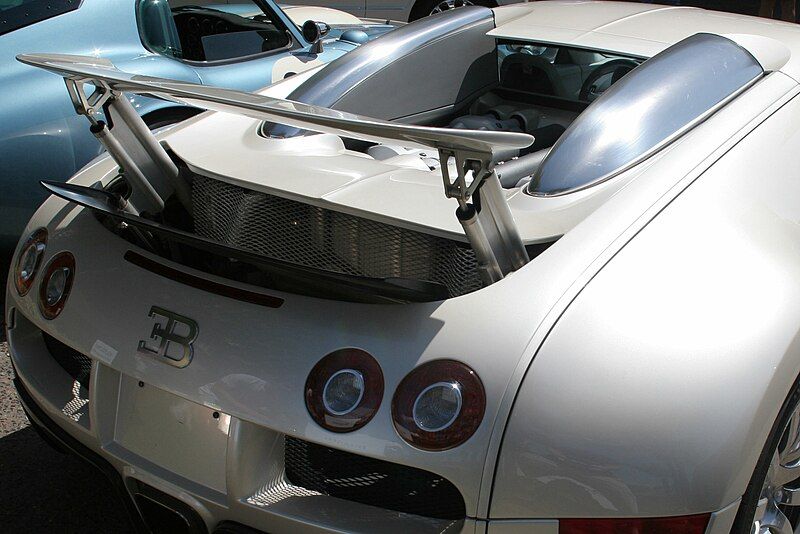 File:Bugatti veyron2.jpg