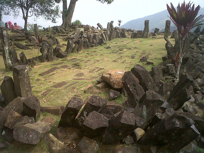 File:Gunung Padang Site.jpg