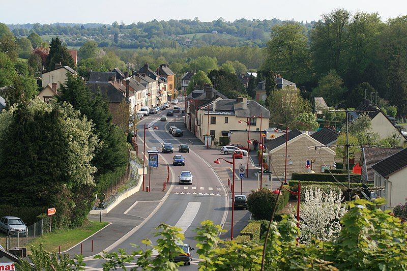 File:Saint-Martin-de-la-Lieue(Rue du commerce).jpg