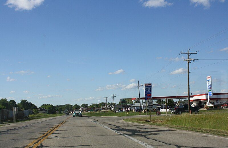 File:WIS180NorthTerminusUS141.jpg