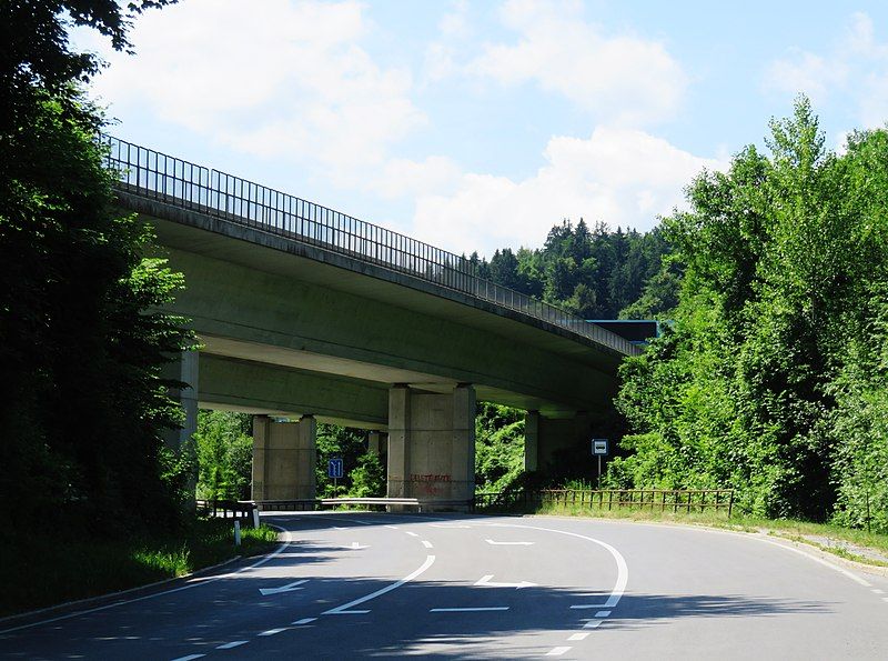 File:Zlokarje Viaduct Slovenia.jpg