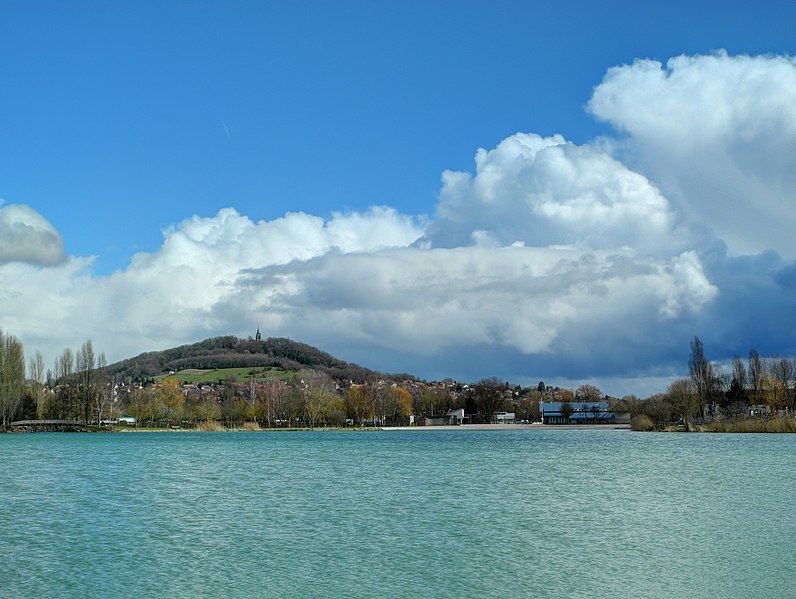 File:2013-03-20 14-07-59-lac-vesoul-vaivre.jpg