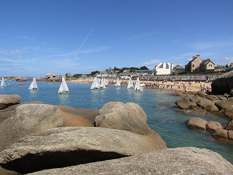 File:24h voile 2010-3.JPG