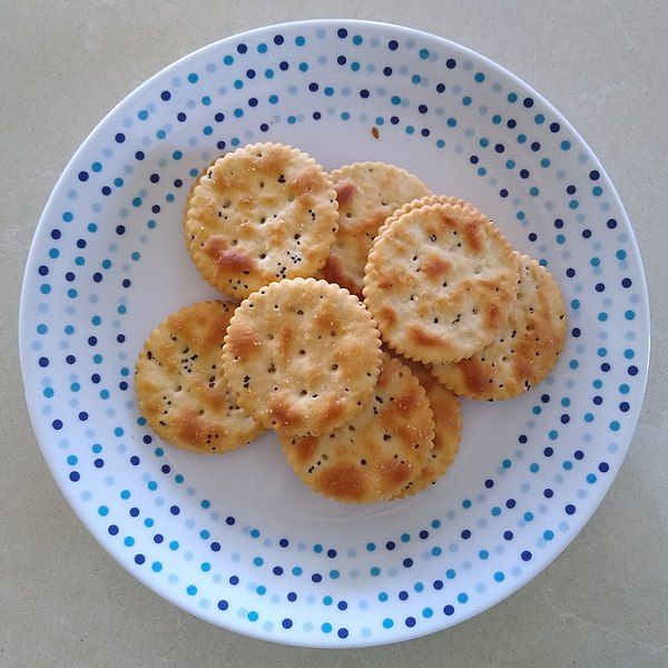 File:Arnott's Jatz crackers.jpg