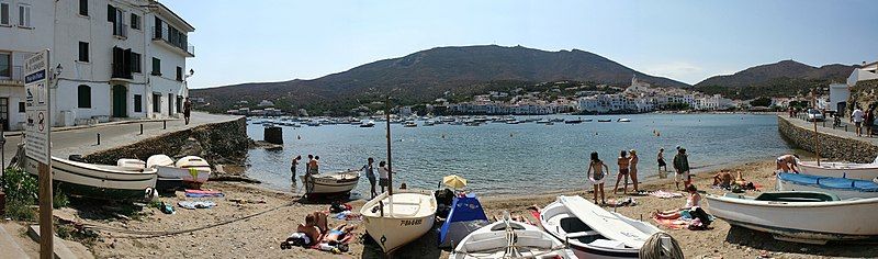 File:Cadaques stiched.JPG