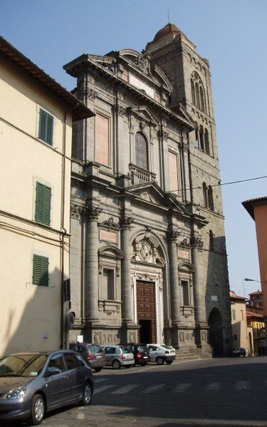 File:Catedrale-pescia-facciata.jpg