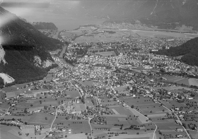 File:ETH-BIB-Interlaken-LBS H1-027043.tif