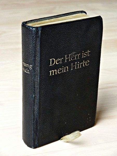 File:Evangelisches Kirchengesangbuch 05.jpg