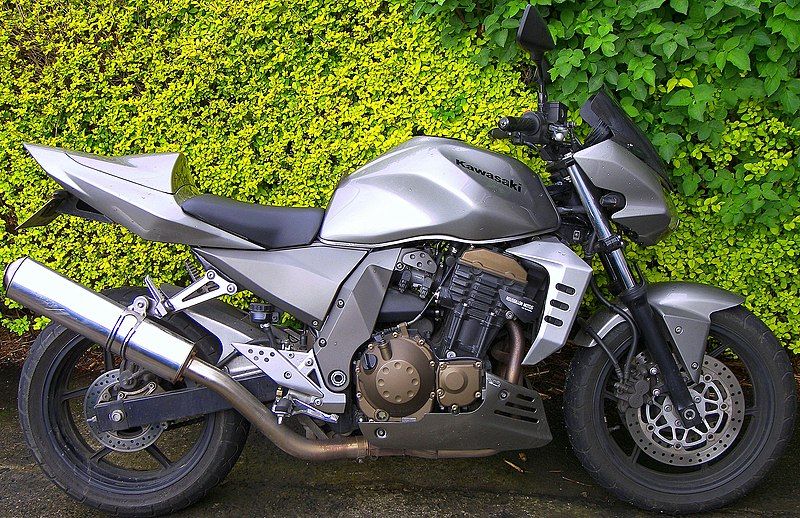 File:Kawasaki z750.JPG