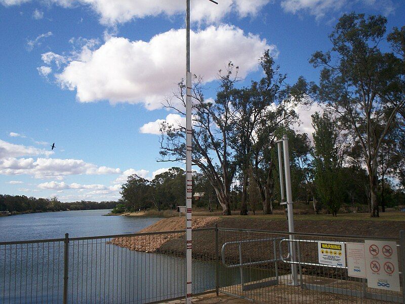 File:Lock11FloodMarker.jpg