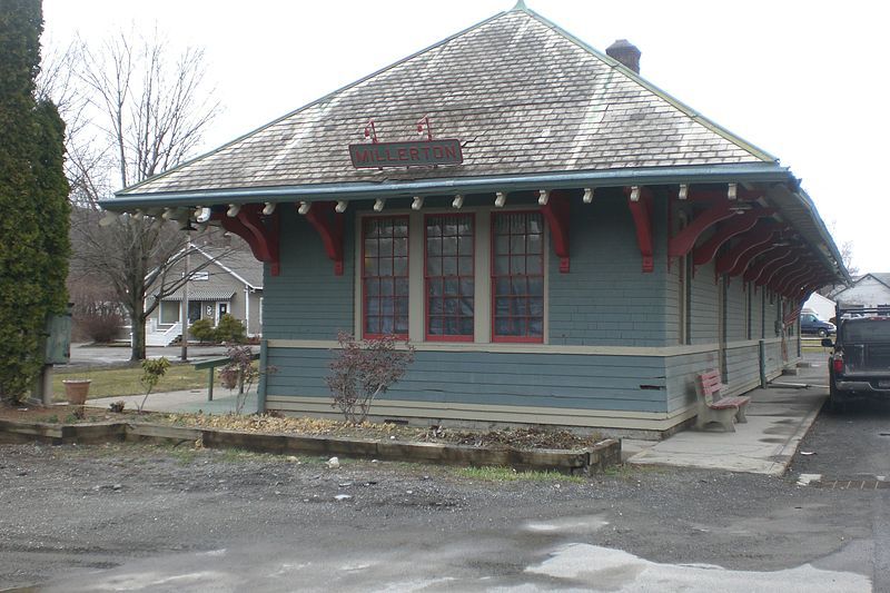 File:Millerton Train Station.jpg