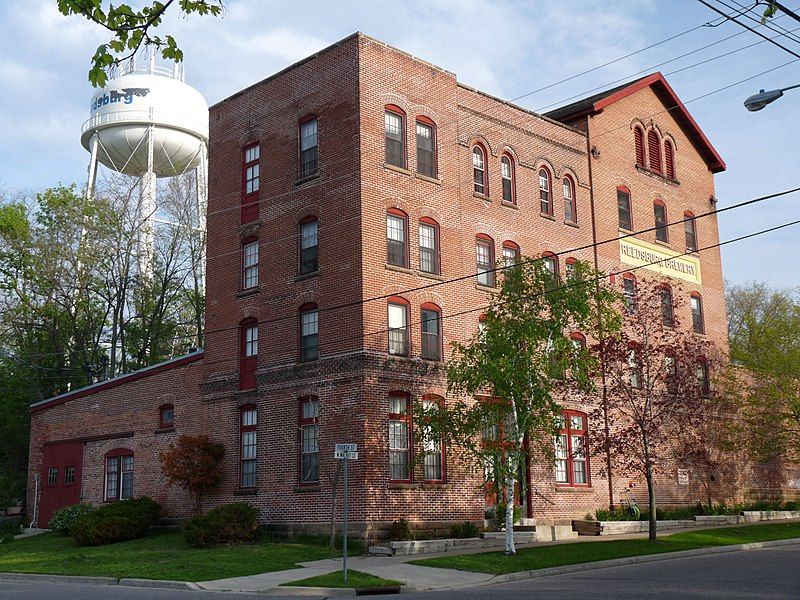 File:Reedsburg Brewery.jpg